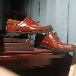 Cole Haan Men’s Leather Boat Shoes in Chestnut Brown